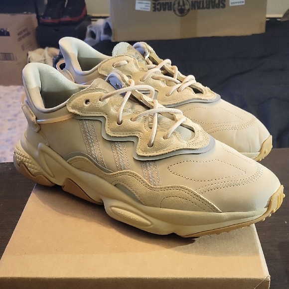 Adidas Ozweego Pale Nude (2022) Mens 9 Womens 10.5 EUC - Picture 3 of 8